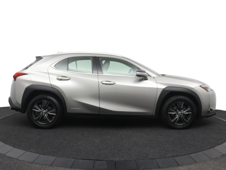 Lexus UX - 250h Luxury Line 13