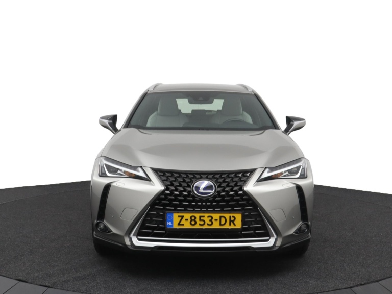 Lexus UX - 250h Luxury Line 16