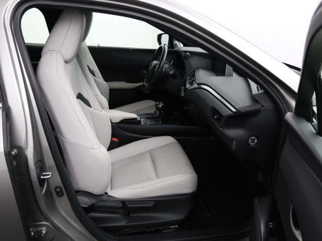 Lexus UX - 250h Luxury Line