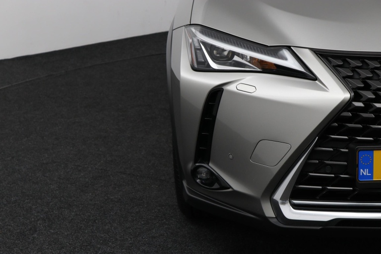 Lexus UX - 250h Luxury Line 34