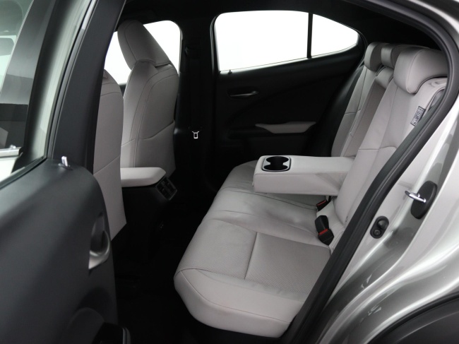 Lexus UX - 250h Luxury Line