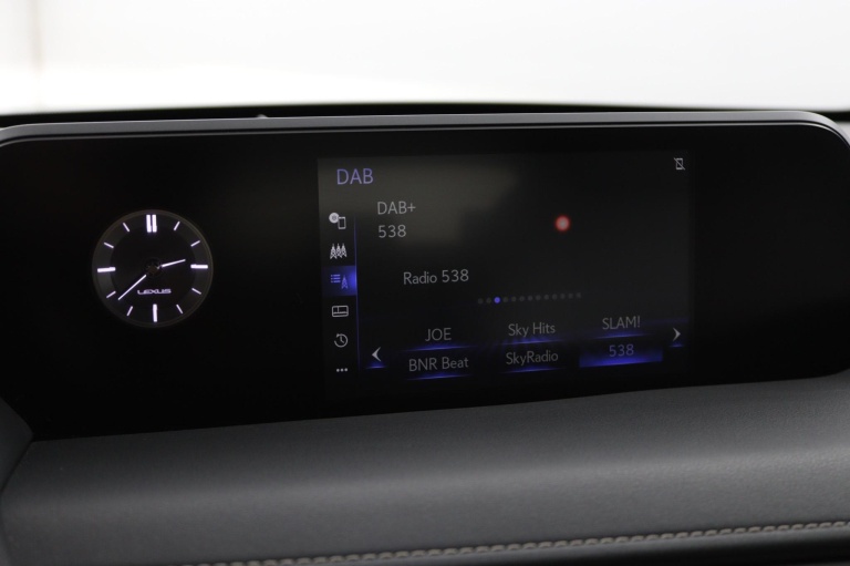 Lexus UX - 250h Luxury Line 42