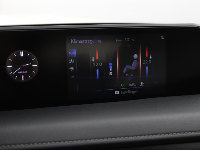 Lexus UX - 250h Luxury Line