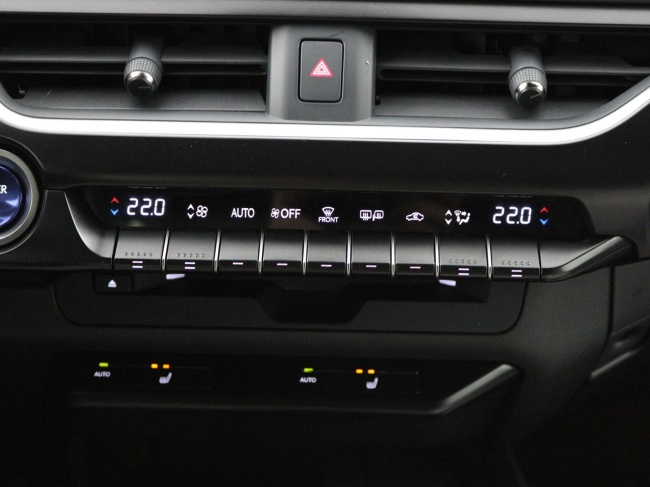 Lexus UX - 250h Luxury Line