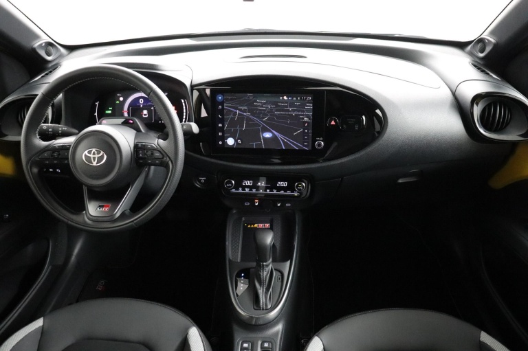 Toyota Aygo X - Hybrid 115 GR Sport 4