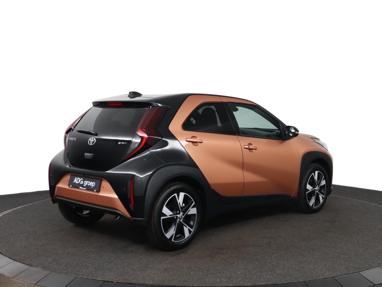 Toyota Aygo X - Hybrid 115 pulse 2