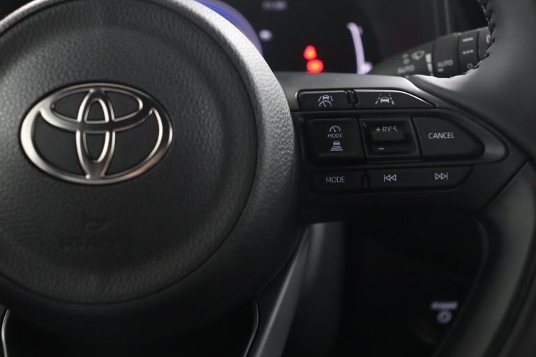 Toyota Aygo X - Hybrid 115 pulse 21