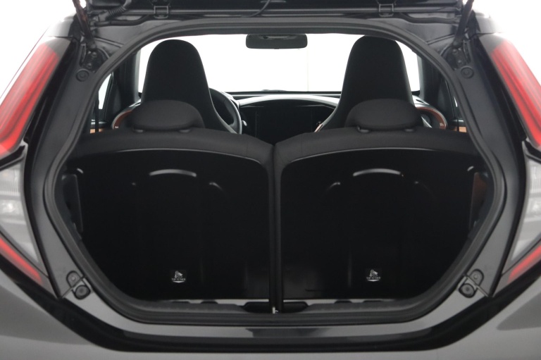 Toyota Aygo X - Hybrid 115 pulse 24