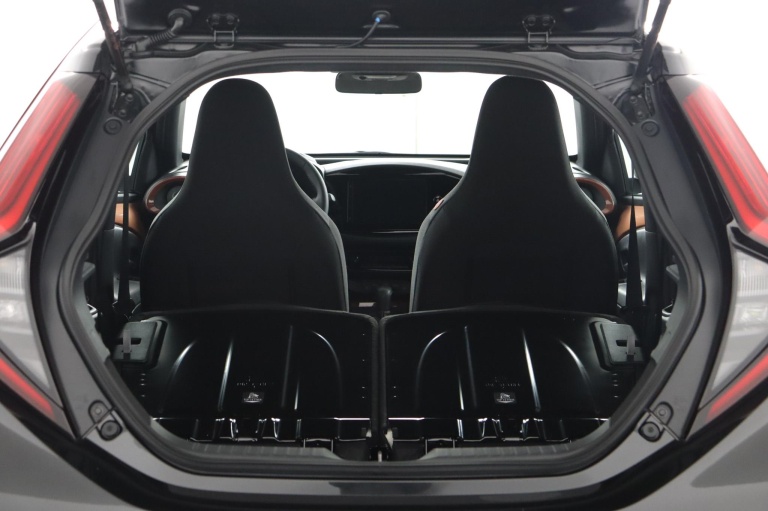 Toyota Aygo X - Hybrid 115 pulse 26