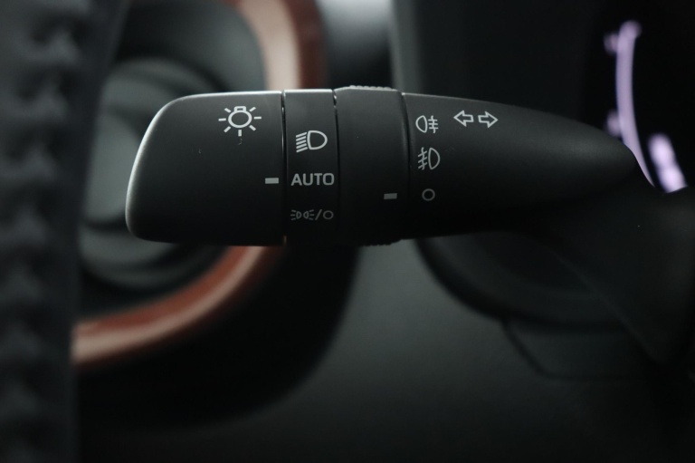 Toyota Aygo X - Hybrid 115 pulse 30