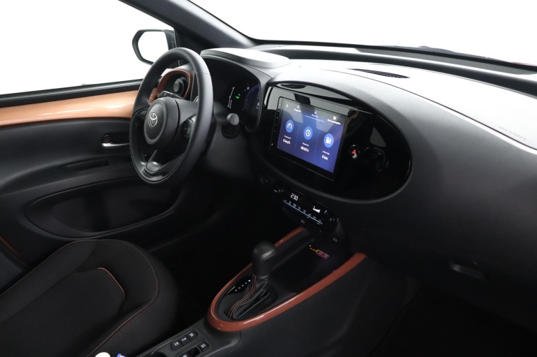 Toyota Aygo X - Hybrid 115 pulse 57