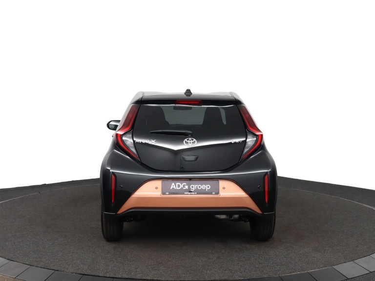 Toyota Aygo X - Hybrid 115 pulse 58
