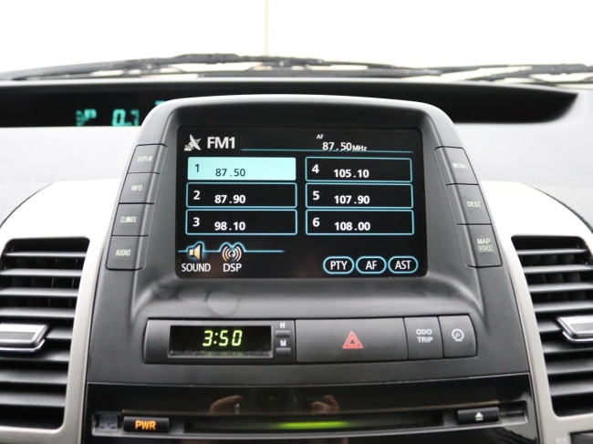 Toyota Prius - 1.5 VVT-i Tech Edition