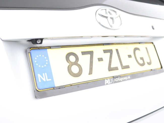 Toyota Prius - 1.5 VVT-i Tech Edition