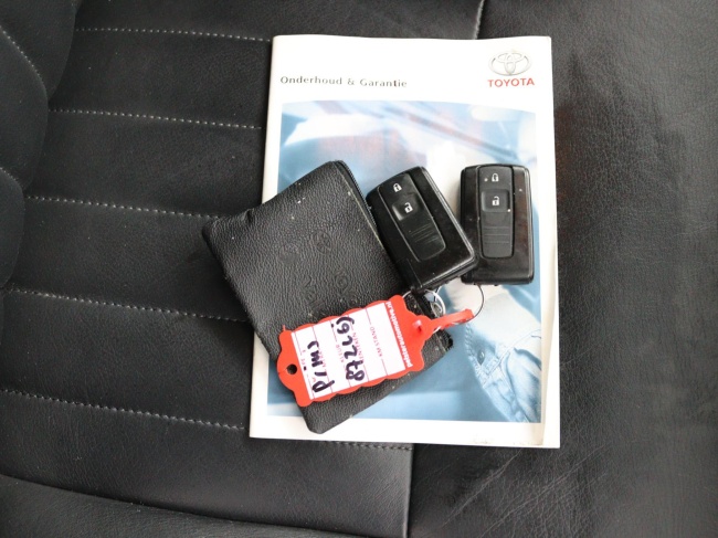 Toyota Prius - 1.5 VVT-i Tech Edition