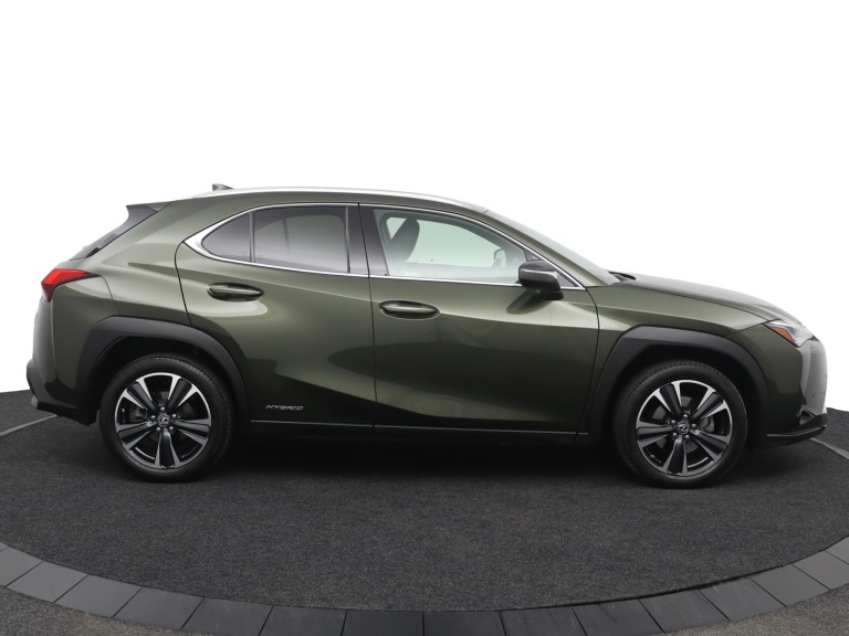 Lexus UX - 250h Business Line 13