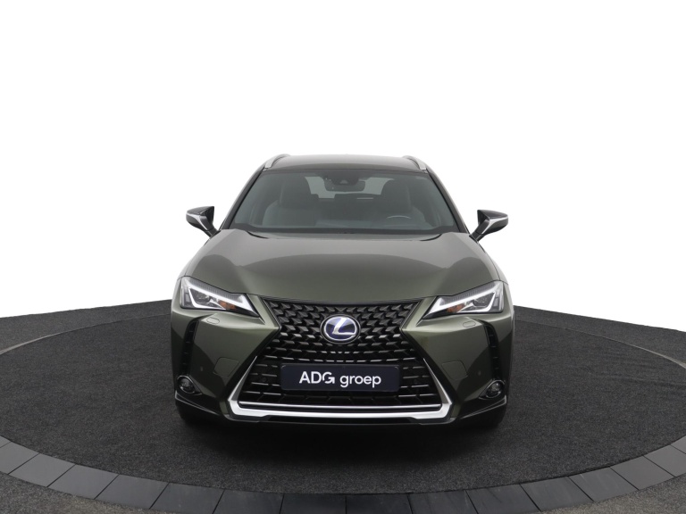 Lexus UX - 250h Business Line 16