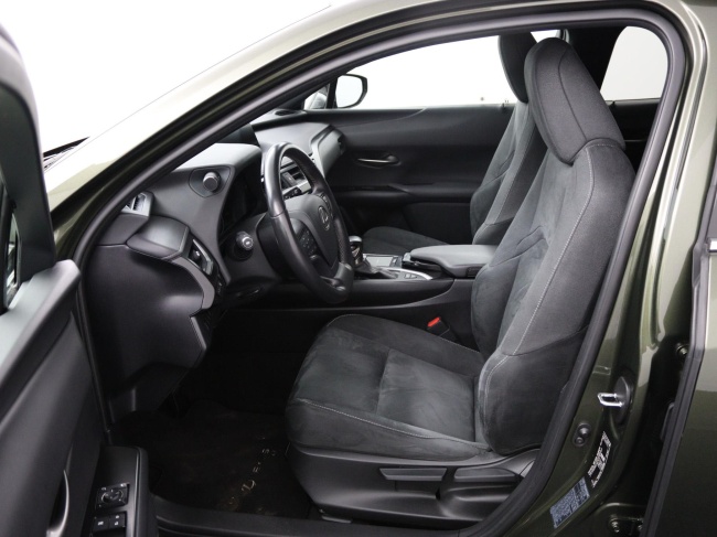 Lexus UX - 250h Business Line