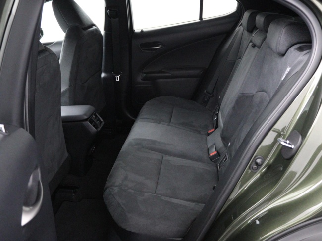 Lexus UX - 250h Business Line