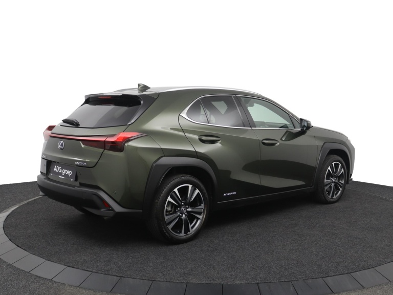 Lexus UX - 250h Business Line 2