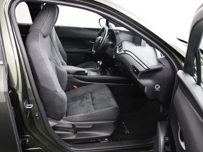 Lexus UX - 250h Business Line