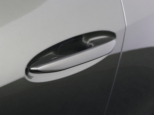 Lexus UX - 250h Business Line