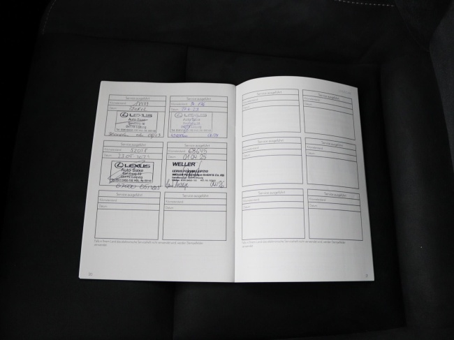 Lexus UX - 250h Business Line