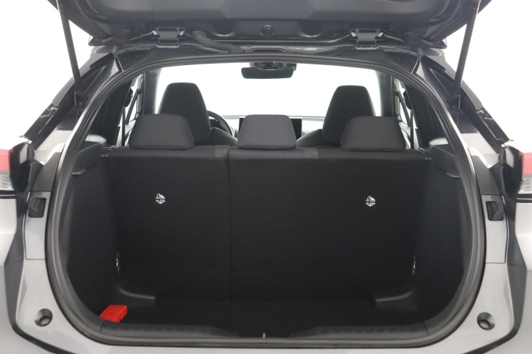 Toyota C-HR - 1.8 Hybrid 140 Dynamic 24