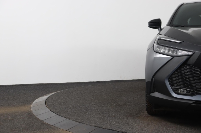 Toyota C-HR - 1.8 Hybrid 140 Dynamic 36