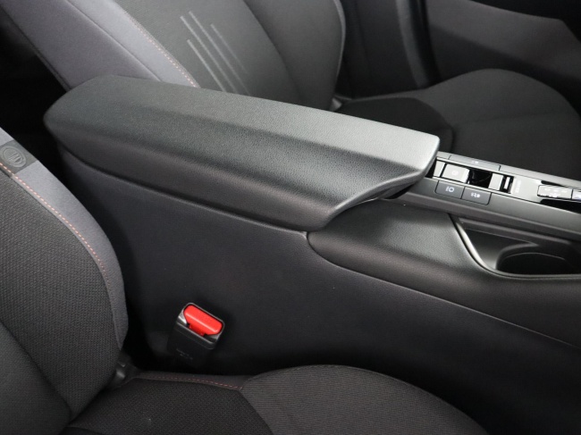 Toyota C-HR - 1.8 Hybrid 140 Dynamic