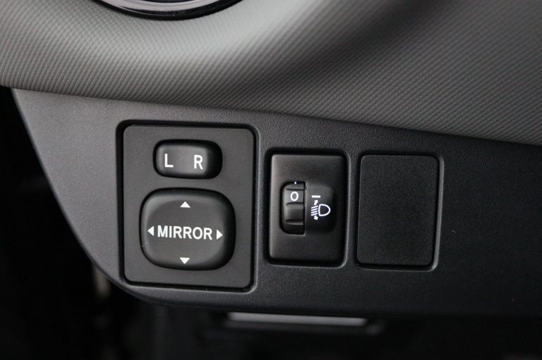 Toyota Yaris - 1.5 Hybrid 27