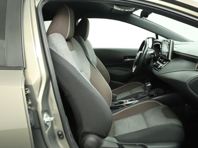 Toyota Corolla Touring Sports - 2.0 Hybrid Trek