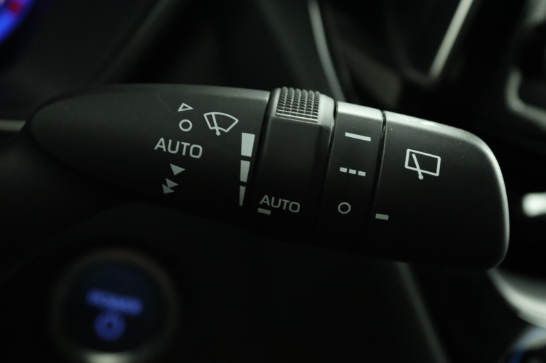 Toyota Corolla Touring Sports - 2.0 Hybrid Trek 32