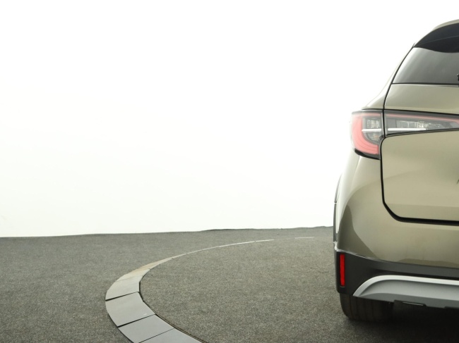 Toyota Corolla Touring Sports - 2.0 Hybrid Trek