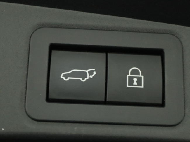 Toyota Corolla Touring Sports - 2.0 Hybrid Trek