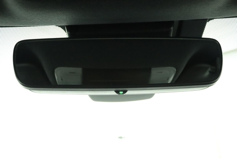 Toyota Corolla Touring Sports - 2.0 Hybrid Trek 63