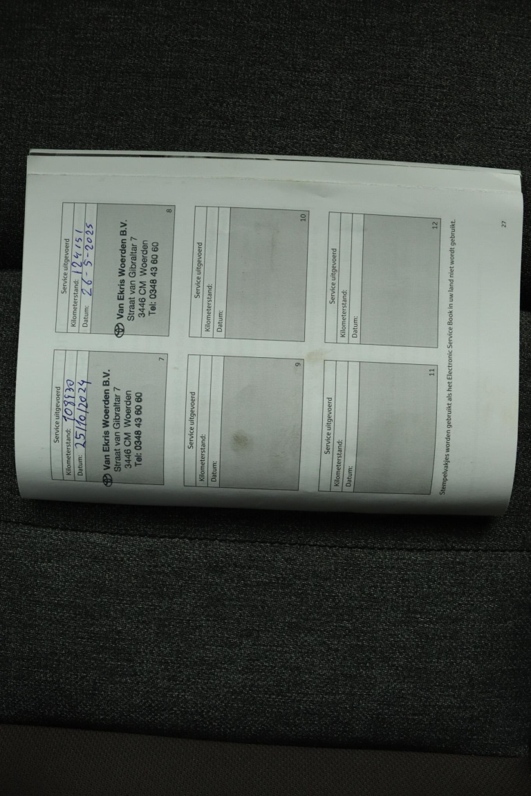 Toyota Corolla Touring Sports - 2.0 Hybrid Trek 70