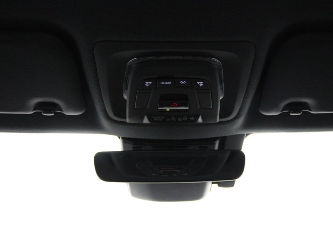 Toyota C-HR - 2.0 Plug-in Hybrid 220 Dynamic