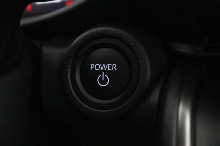 Toyota C-HR - 2.0 Plug-in Hybrid 220 Dynamic 41