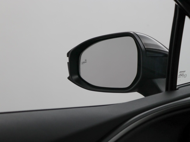 Toyota C-HR - 2.0 Plug-in Hybrid 220 Dynamic