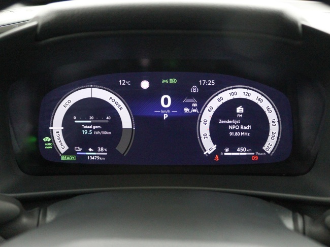 Toyota C-HR - 2.0 Plug-in Hybrid 220 Dynamic