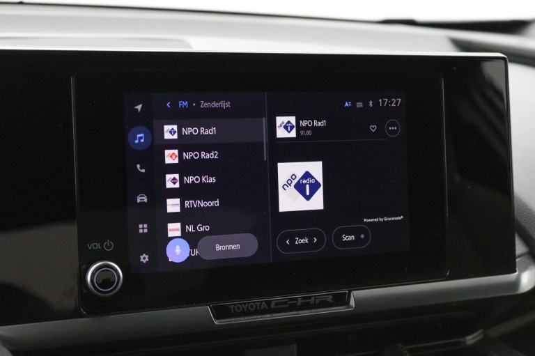 Toyota C-HR - 2.0 Plug-in Hybrid 220 Dynamic 8