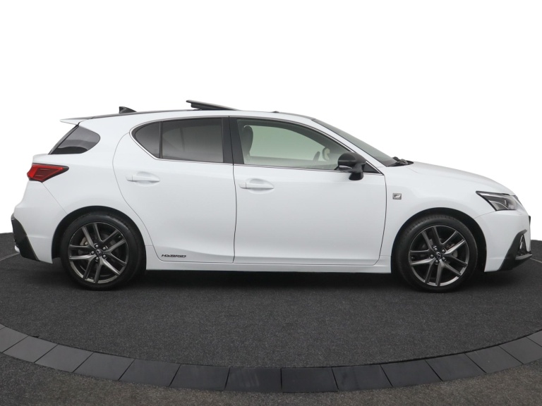 Lexus CT - 200h F Sport Line 13