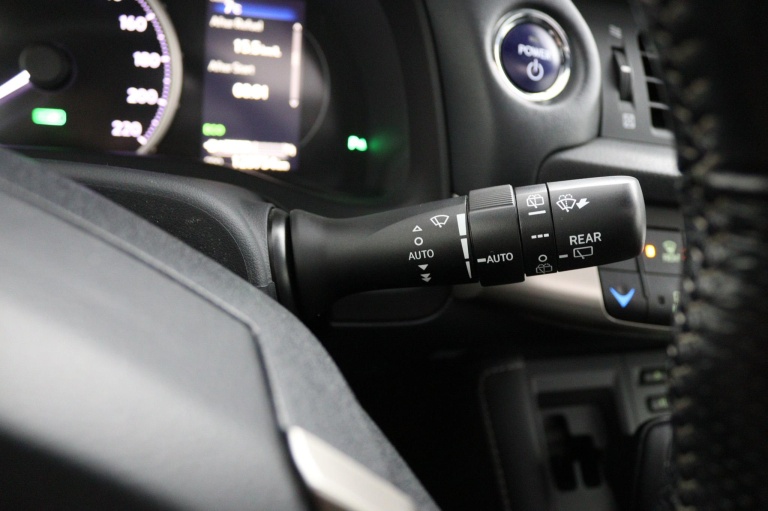 Lexus CT - 200h F Sport Line 31