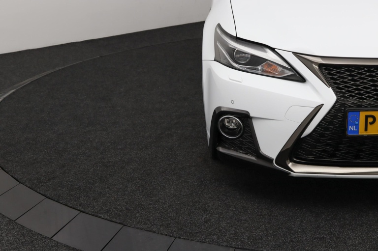 Lexus CT - 200h F Sport Line 36
