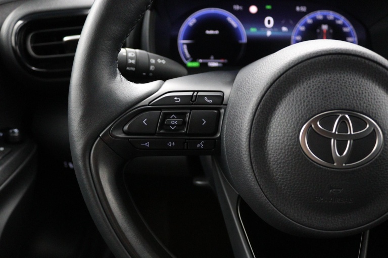 Toyota Yaris - 1.5 Hybrid 130 Executive 18