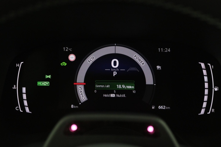 Toyota Aygo X - Hybrid 115 GR Sport 6