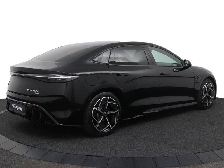 BYD SEAL - Excellence AWD 82.5 kWh 7