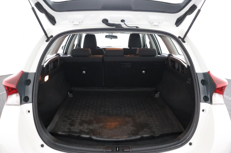 Toyota Auris Touring Sports - 1.3 Aspiration 22
