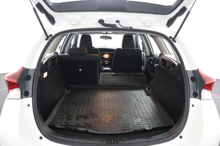 Toyota Auris Touring Sports - 1.3 Aspiration 23